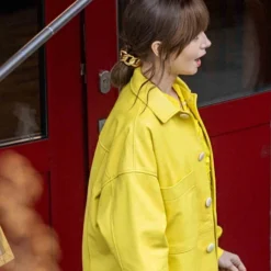 Lily Collins Emily In Paris S04 Yellow Jacket