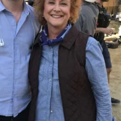 Mrs. Fenton I Think You Should Leave with Tim Robinson Vest – Stylish TV Inspired Vest with Distinctive Character Design